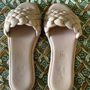 Seychelles Women's Cream Braided Slide Sandals